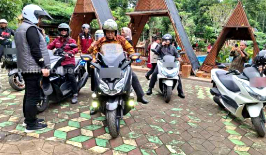 Bupati Malang Lakukan Program Sambang Desa dengan Kendaraan Roda Dua