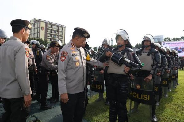 Polda Jatim Kerahkan 706 Personel untuk Amankan Pelantikan Kepala Daerah
