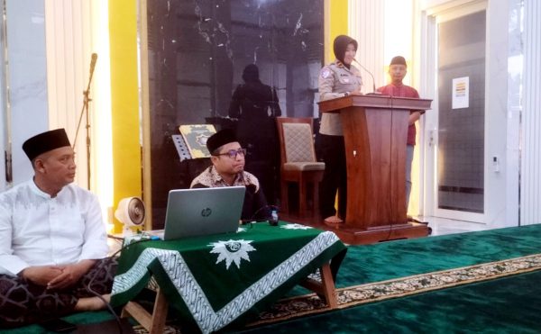 Safari Ramadhan 1446 H: Muspika Singosari Bersama Warga Pagentan Perkuat Kebersamaan di Masjid Ad-Dakwah